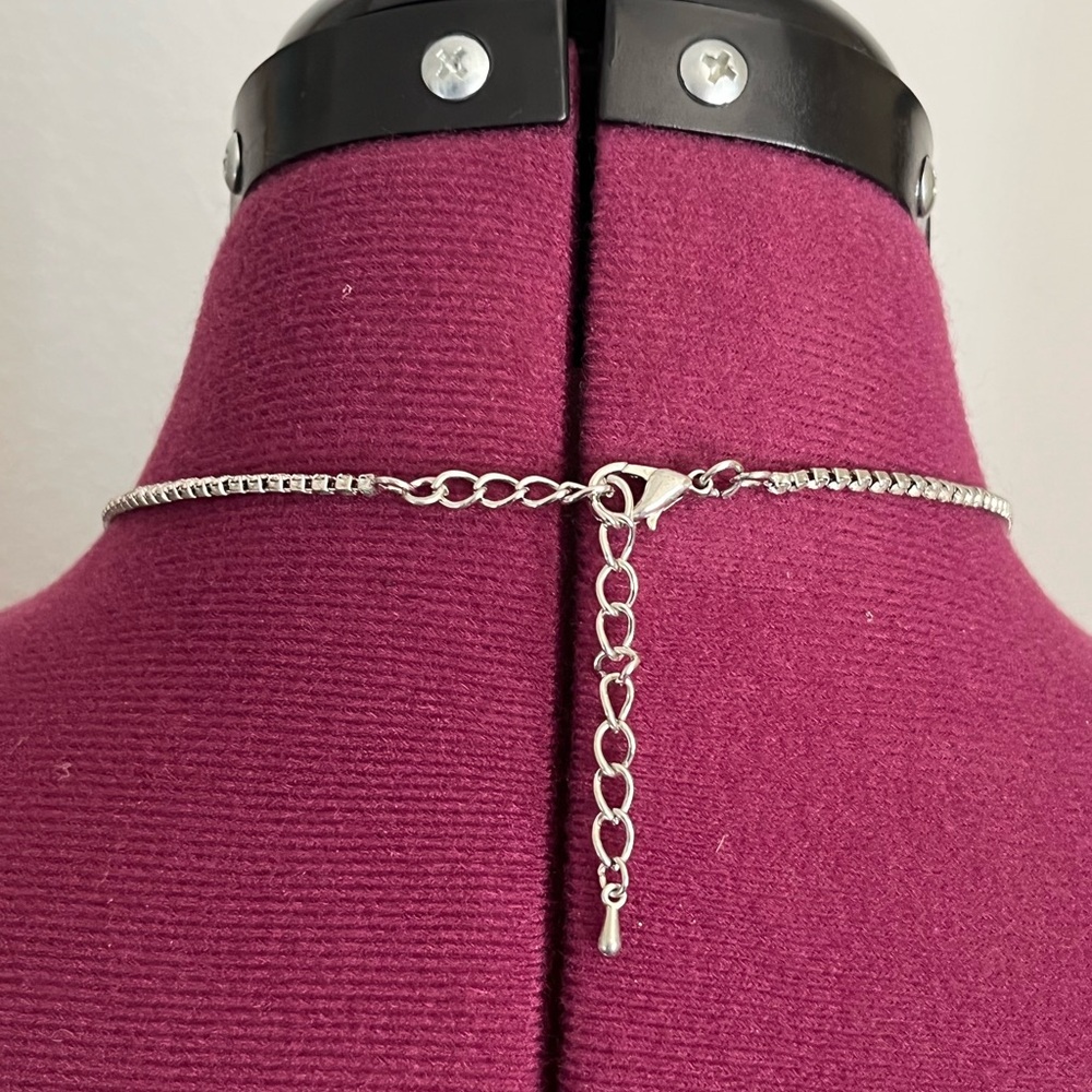 Jewellery Collection - Picture 3 of 11